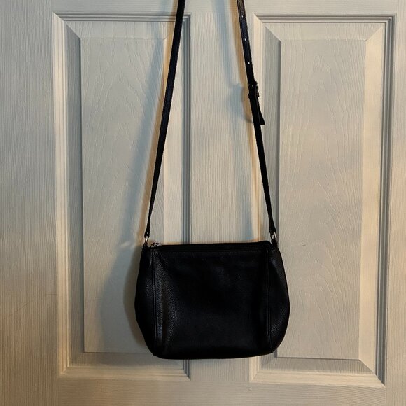 Coach - Black Leather Crossbody Purse -EUC - Picture 3 of 14